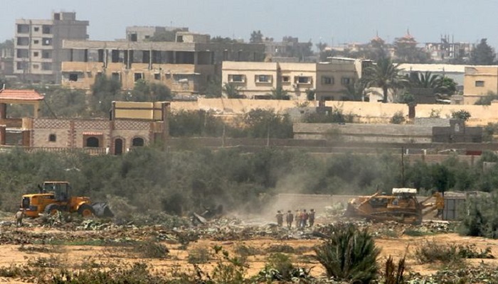 الاحتلال يهدم مغسلة سيارات في قرية حارس
