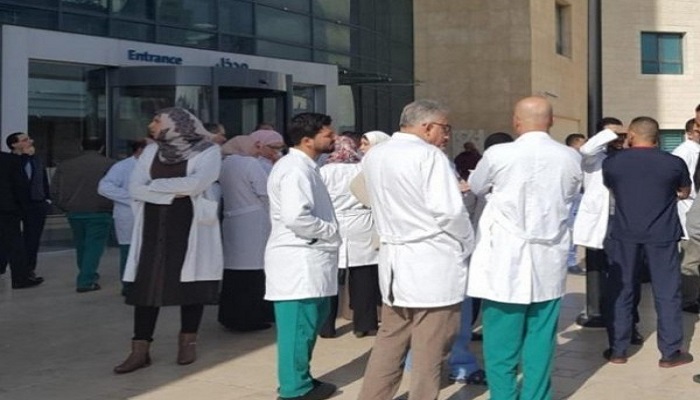 المحكمة الإدارية تصدر قراراً يقضي بوقف إضراب الأطباء في القطاع الصحي الحكومي
