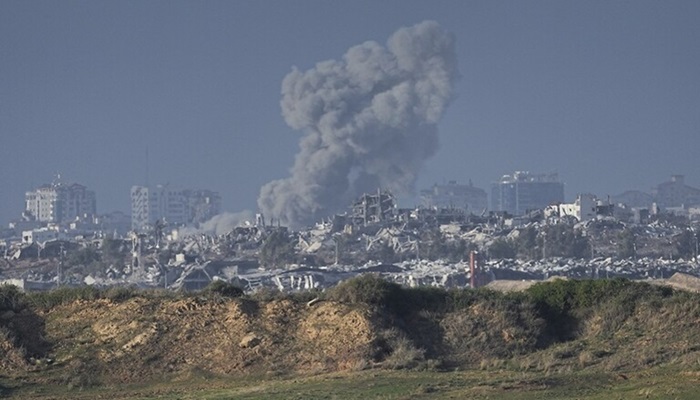 حماس: وفد الحركة متواجد في القاهرة لبحث مقترح وقف إطلاق النار
