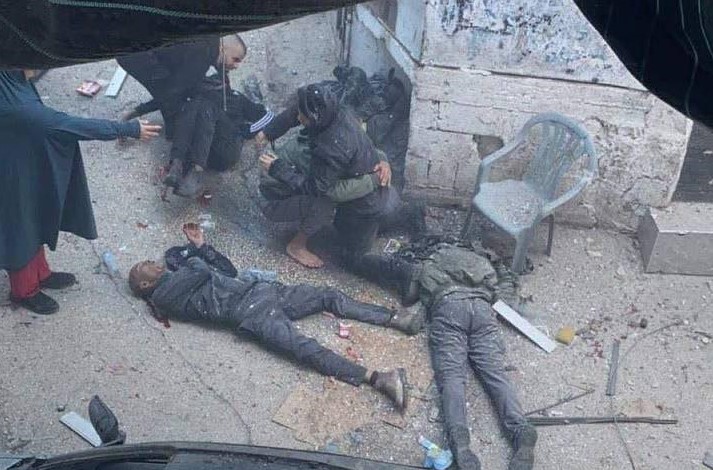 4 شهداء وإصابات بقصف طائرة مسيرة للاحتلال على حارة التمام في مخيم طولكرم
