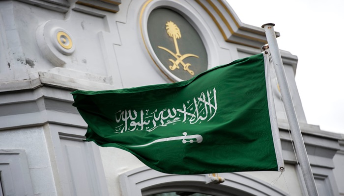 صحيفة: مسؤولون من