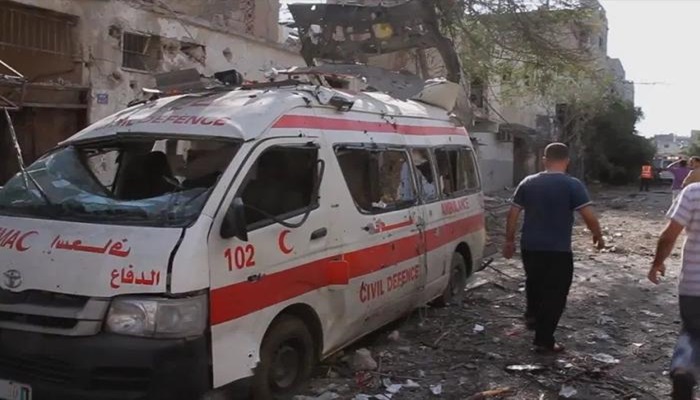شهداء وإصابات بقصف إسرائيلي لمبنى يتبع للهلال الأحمر