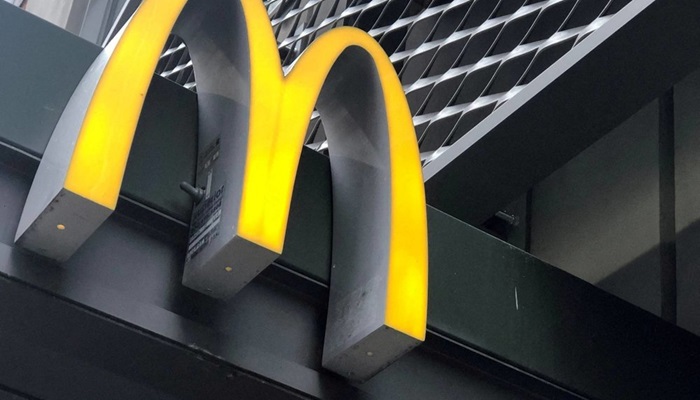 ماكدونالدز تقر بتراجعها في أسواق الشرق الأوسط بسبب حرب غزة
