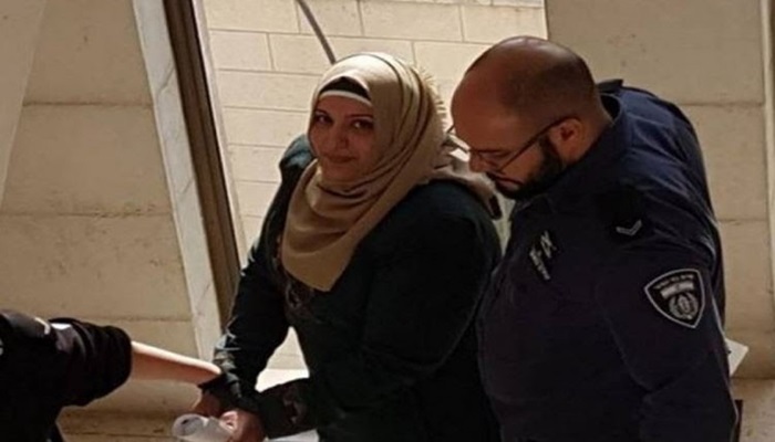 الاحتلال يحكم بالسجن لعامين على الأسيرة فدوى حمادة
