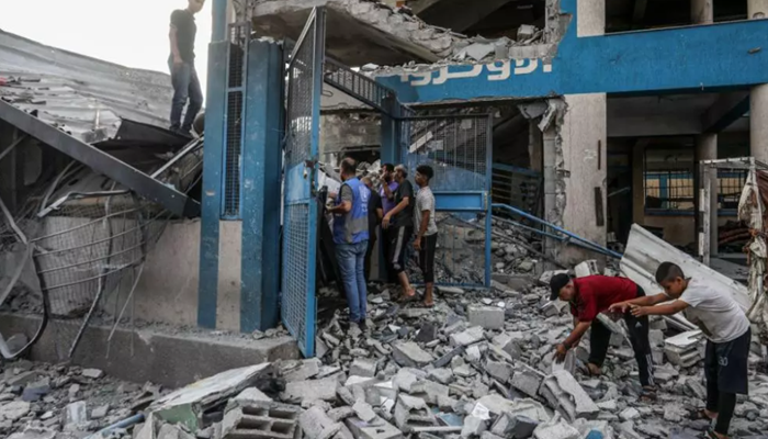 
الأونروا: جرافات الاحتلال ألحقت أضرارا بمكتبنا بالضفة الغربية
