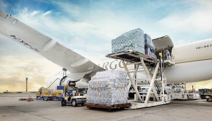 
زيادة الطلب على الشحن الجوي عالمياً بنسبة 9.8 % في أكتوبر

