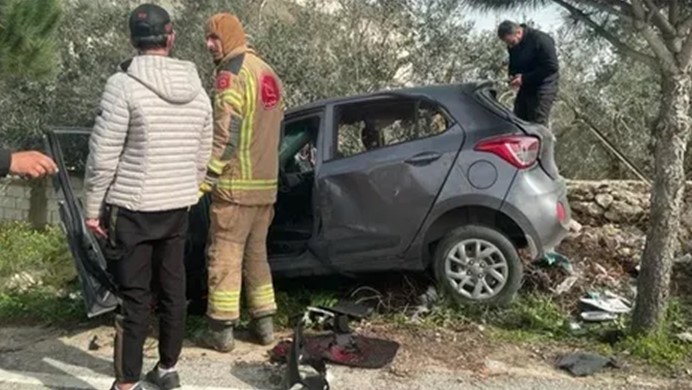 نجاة مسؤول بحزب الله من محاولة اغتيال إسرائيلية بعد قصف سيارته
