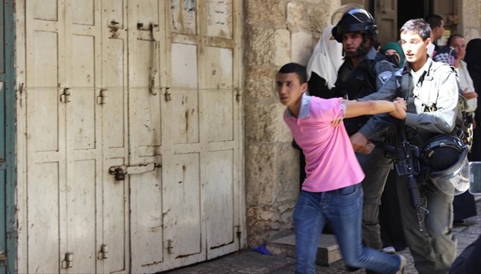 هيئة الأسرى توثق شهادات اعتقال قاسية لعدد من الأسرى
