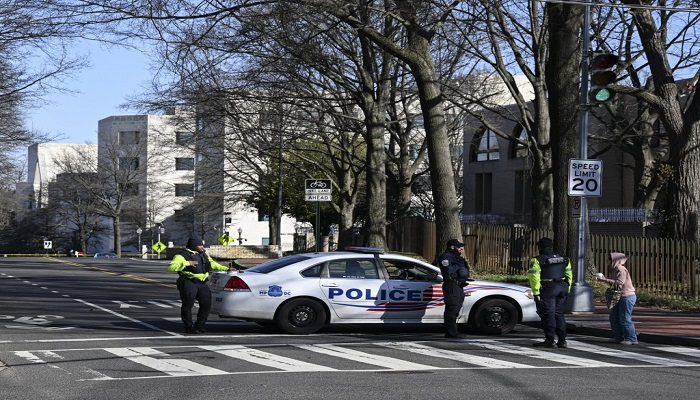 جندي أمريكي يضرم النار بنفسه أمام سفارة الاحتلال في واشنطن 