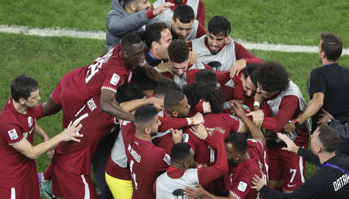 قطر تطيح بإيران وتضرب موعدا ناريا مع الأردن في نهائي كأس آسيا
