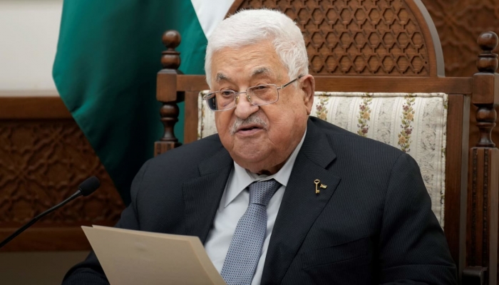 الرئيس عباس يصدر مراسيم بتعيين ثلاثة محافظين في الخليل ونابلس وجنين
