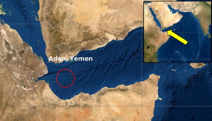 البحرية البريطانية: سفينة تجارية تلقت نداءات من البحرية اليمنية وأمرتها بتغيير مسارها
