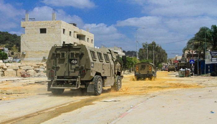 جيش الاحتلال: إصابة 8 جنود بنيران المقاومة بمخيم 