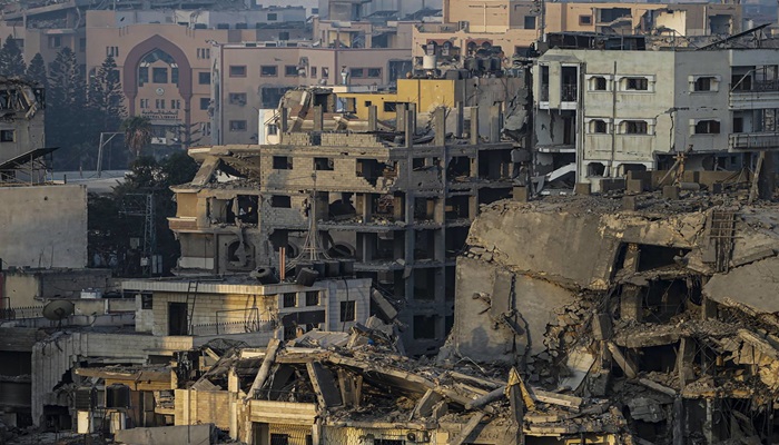 برنامج ذكاء اصطناعي يسمح لجنود إسرائيليين بإطلاق قنابل تنسف منازل غزة بمن فيها