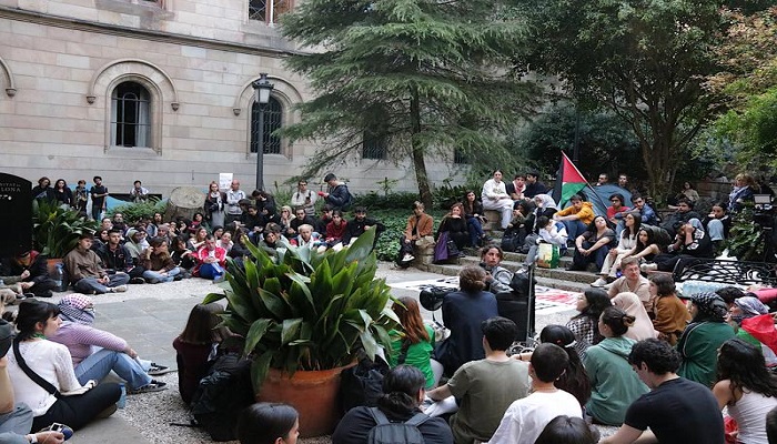  76 جامعة إسبانية تهدد بتعليق تعاونها مع الاحتلال