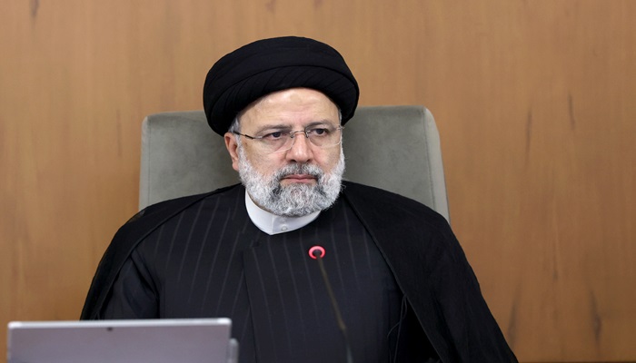 تعرض طائرة مروحية