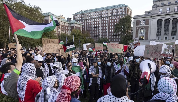 الرئيس الكولومبي يوجّه بفتح سفارة لبلاده في رام الله 