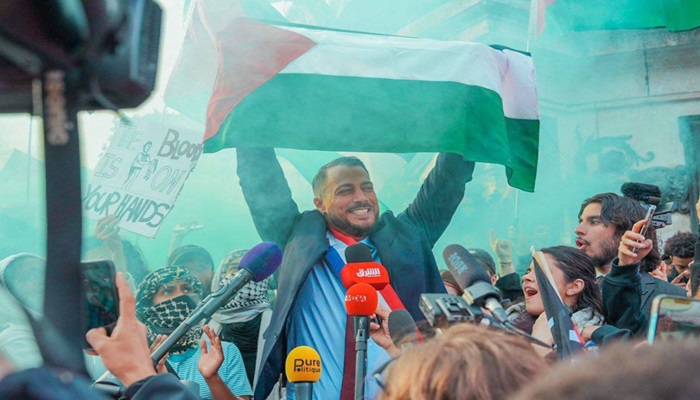 صخب في البرلمان الفرنسي بعد رفع نائب علم فلسطين (فيديو) 