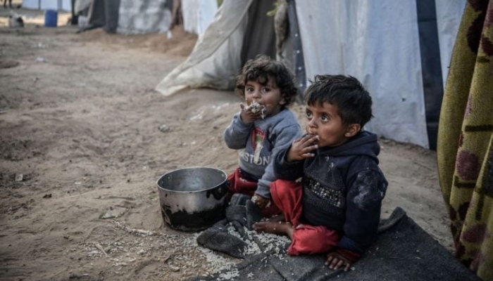 اليونيسف تحذر من كارثة جديدة وشيكة على 600 ألف طفل في رفح
