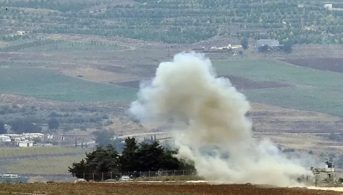شهيدان ومصاب بقصف إسرائيلي لسيارة في جنوب لبنان
