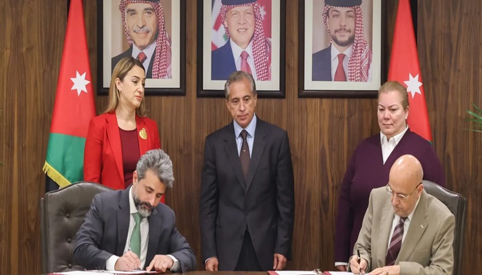 الأردن يوقع عقد مشروع
