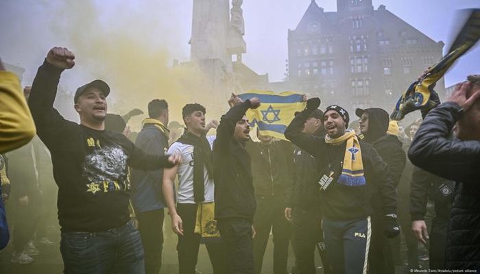 أستون فيلا يمنع جماهير مكابي تل أبيب من حضور مباراة الفريقين