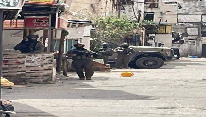 قوات الاحتلال تقتحم قرية كفر مالك شرق رام الله
