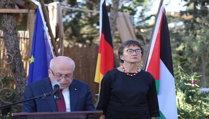 وزير الاقتصاد الوطني يدعو ألمانيا إلى الاعتراف بدولة فلسطين
