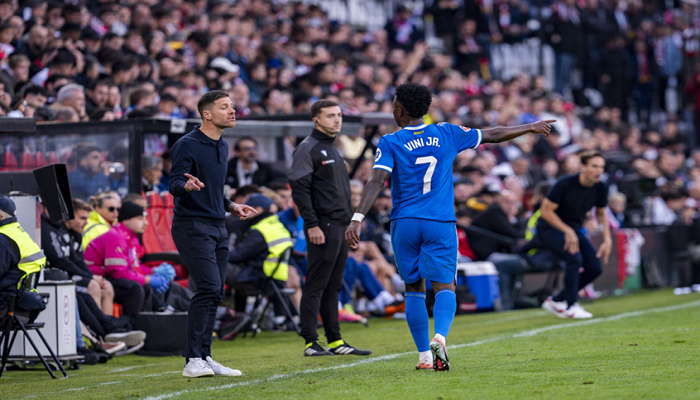 هل يحيك نجوم ريال