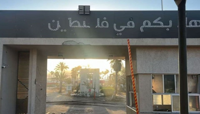 إسرائيل تغلق معبر رفح ردا على تأخر تسليم جثث الأسرى الإسرائيليين
