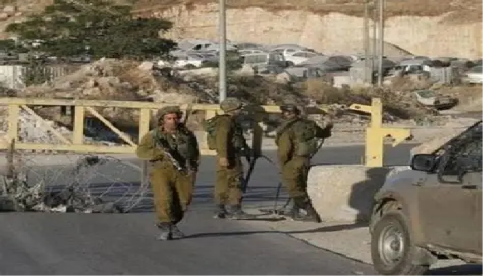 الاحتلال يغلق بوابة