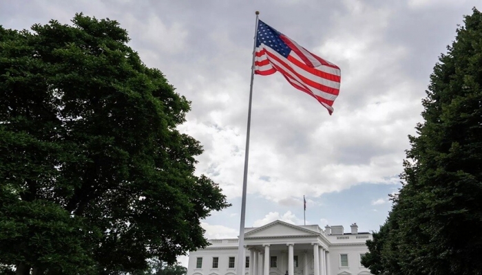 إصابة 3 أشخاص في إطلاق