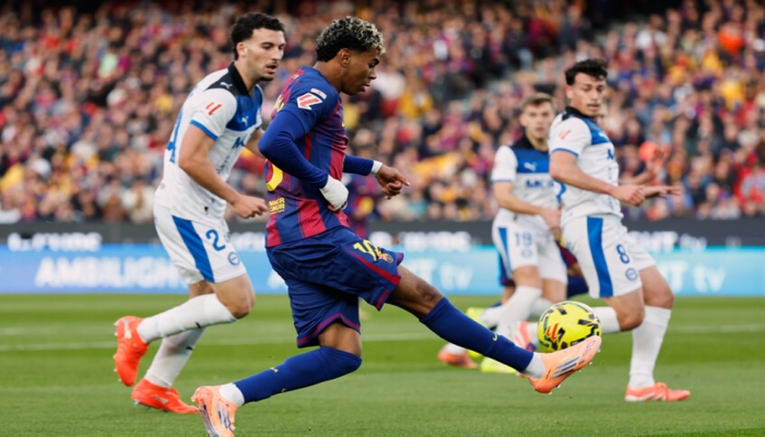 برشلونة يقلب تأخره