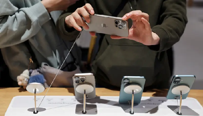 اتهامات متبادلة بين