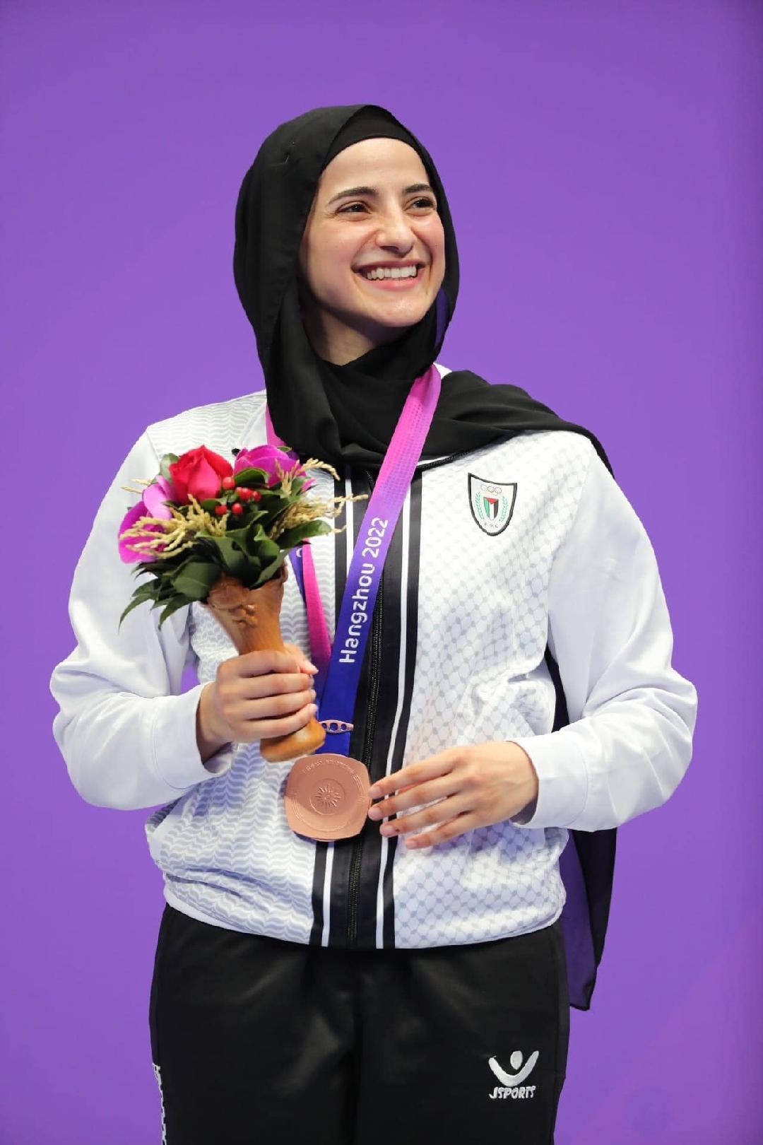 حلا القاضي تفوز بعضوية