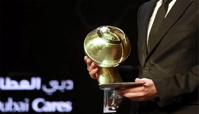 صلاح وحكيمي في القائمة