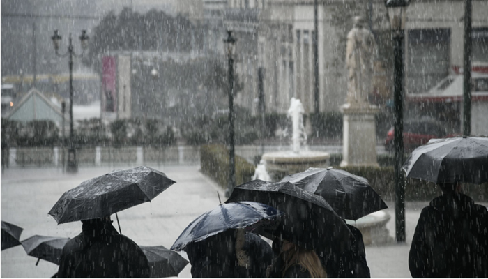 العاصفة بايرون تهدد