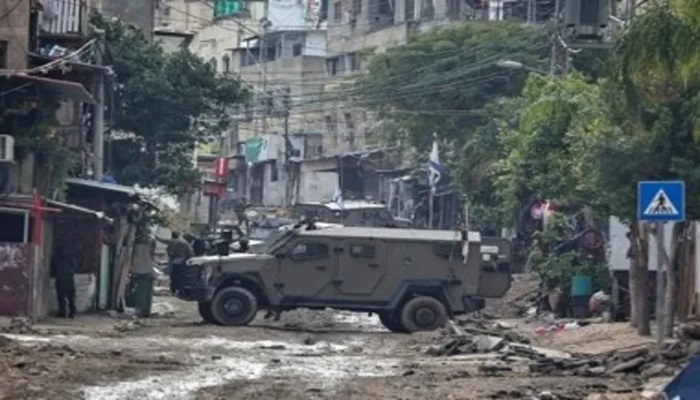 الاحتلال يواصل عدوانه على جنين ومخيمها لليوم الـ 12 على التوالي

