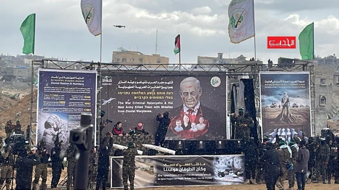 حماس تسلم جثث 4 أسرى