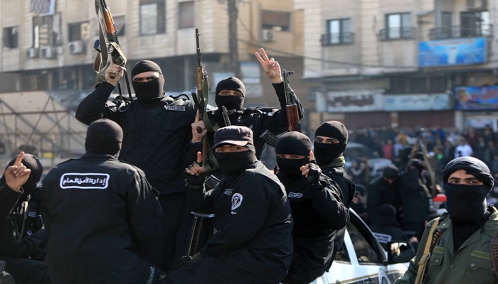 هجوم بالقنابل على