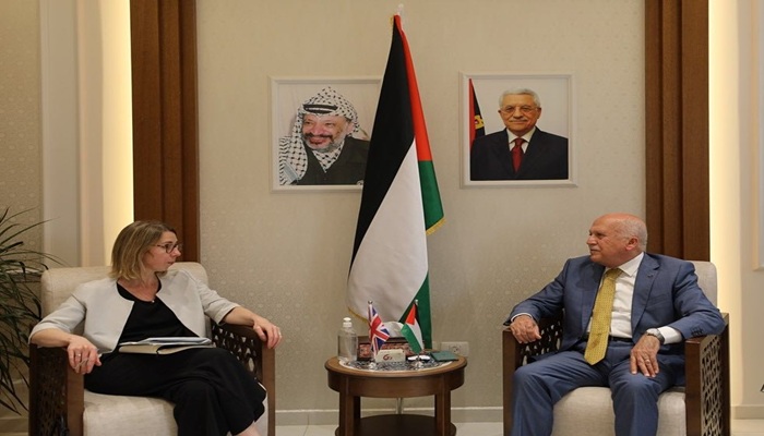العامور يبحث مع البنك الأوروبي لإعادة الإعمار والتنمية والحكومة البريطانية دعم الاقتصاد الفلسطيني

