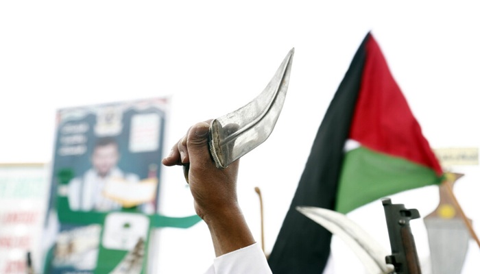 مسؤولون أمريكيون يكشفون كيف تمكن الحوثيون من إعاقة خطة ترامب والانتقال للمرحلة الثانية منها
