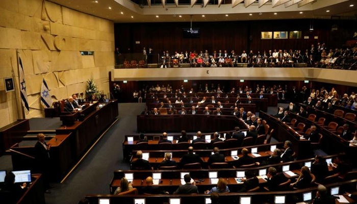 قانون إسرائيلي يتيح للمستوطنين شراء أراض داخل المدن الفلسطينية
