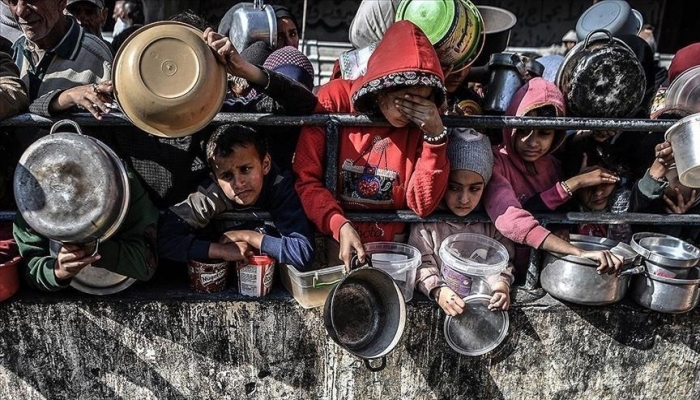 لازاريني: إسرائيل تستخدم الغذاء كسلاح حرب ضد غزة
