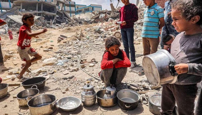  وزير الخارجية الأمريكي يبدي قلق واشنطن من الوضع الإنساني في غزة

