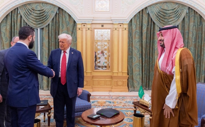 ترامب فاجأ مسؤولي إدارته بإعلان رفع العقوبات عن سوريا
