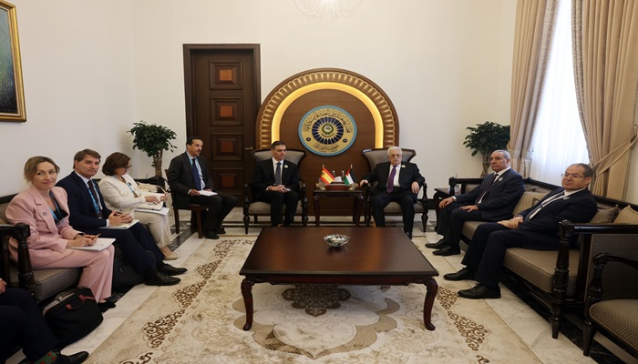 الرئيس يجتمع مع رئيس وزراء إسبانيا
