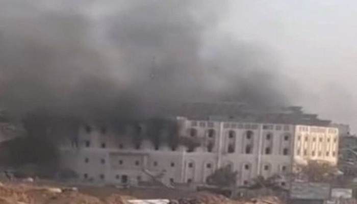 الاحتلال يحاصر المستشفى الاندونيسي شمال قطاع غزة ويستهدف قسم العناية المركزة