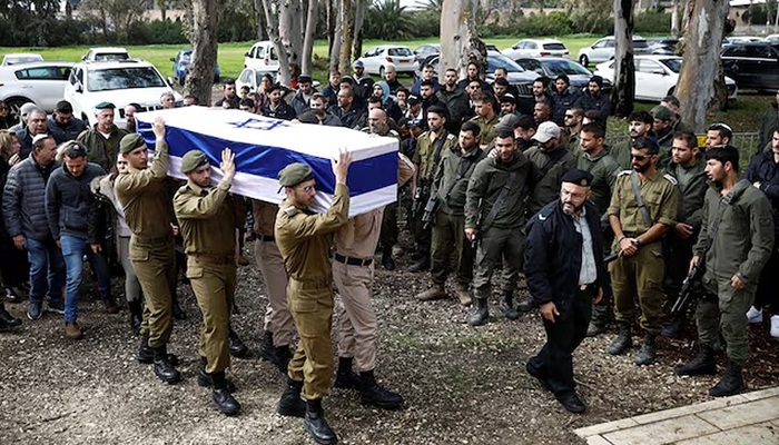 جيش الاحتلال يعلن مقتل أحد جنوده في اشتباكات بقطاع غزة 