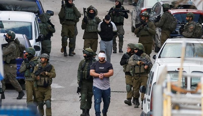 الاحتلال يعتقل 20 مواطنا من ديراستيا ويقتحم الزاوية غرب سلفيت
